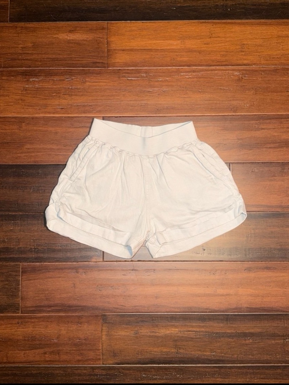Faherty Ladies Linen Shorts